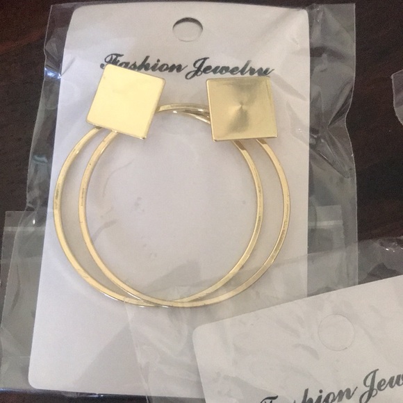Gold Earrings- 9 pairs, ONE PRICE - Picture 11 of 13